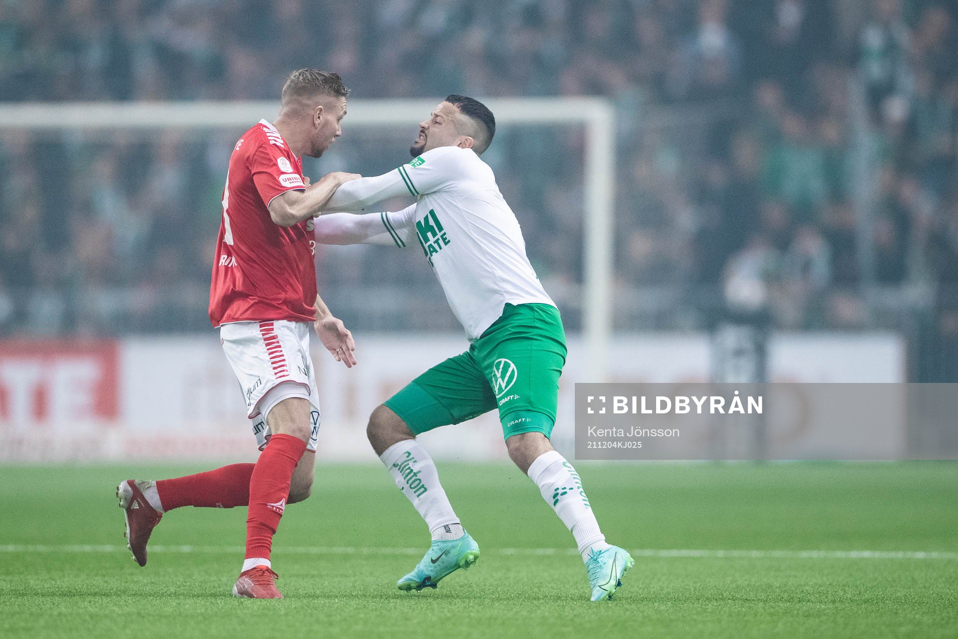Kalmars Jonathan Ring och Hammarbys Mohanad Jeahze
