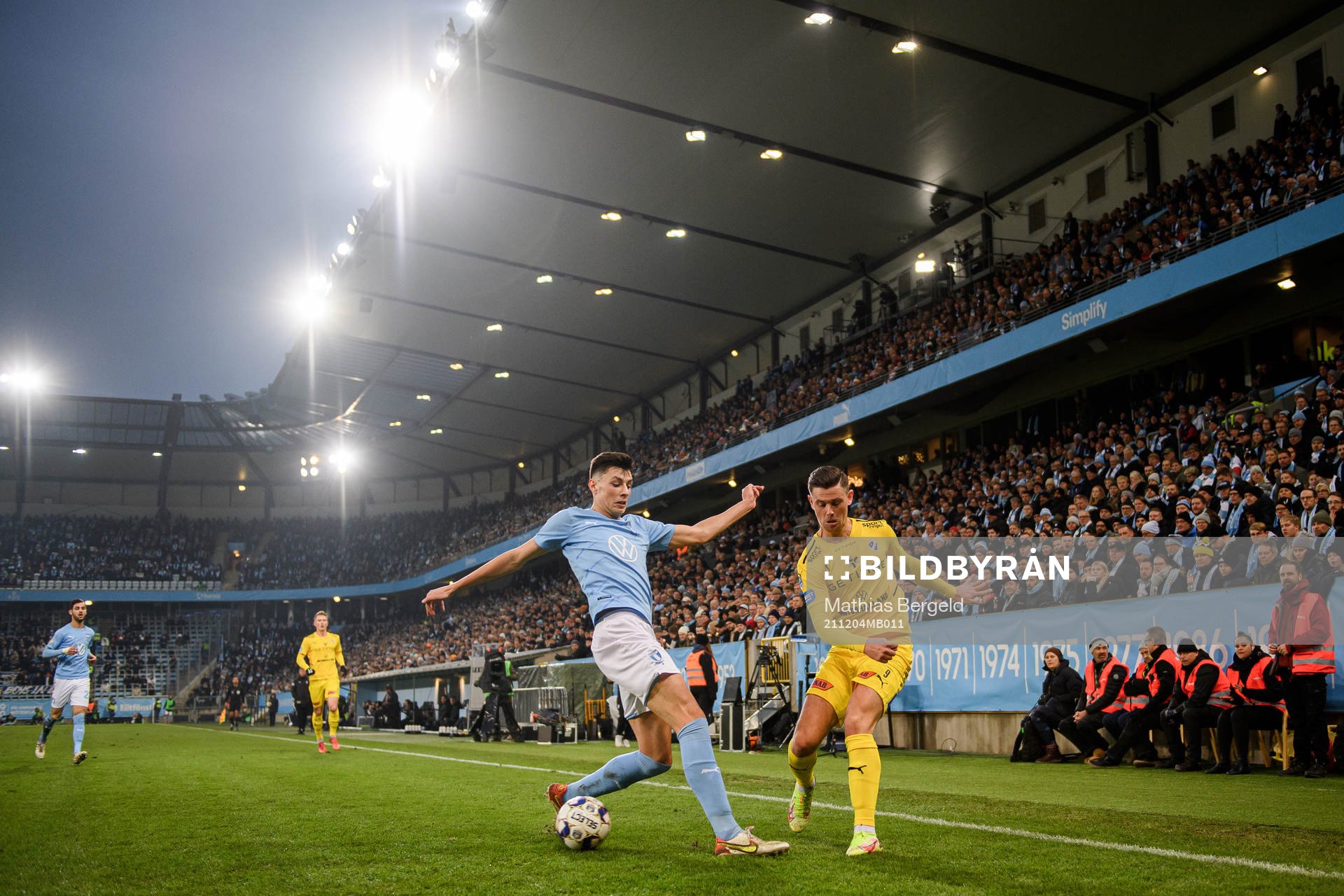 Malmö FFs Anel Ahmedhodzic och Halmstads Marcus Antonsson
