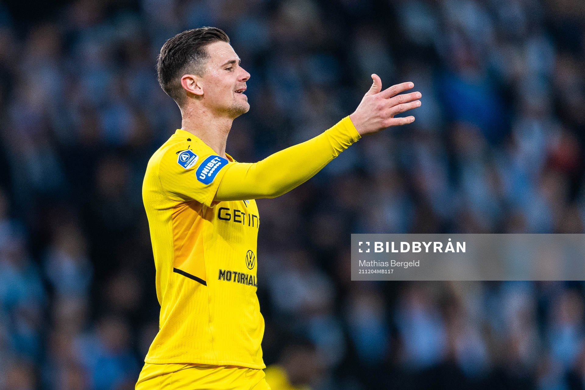 Halmstads Marcus Antonsson reagerar