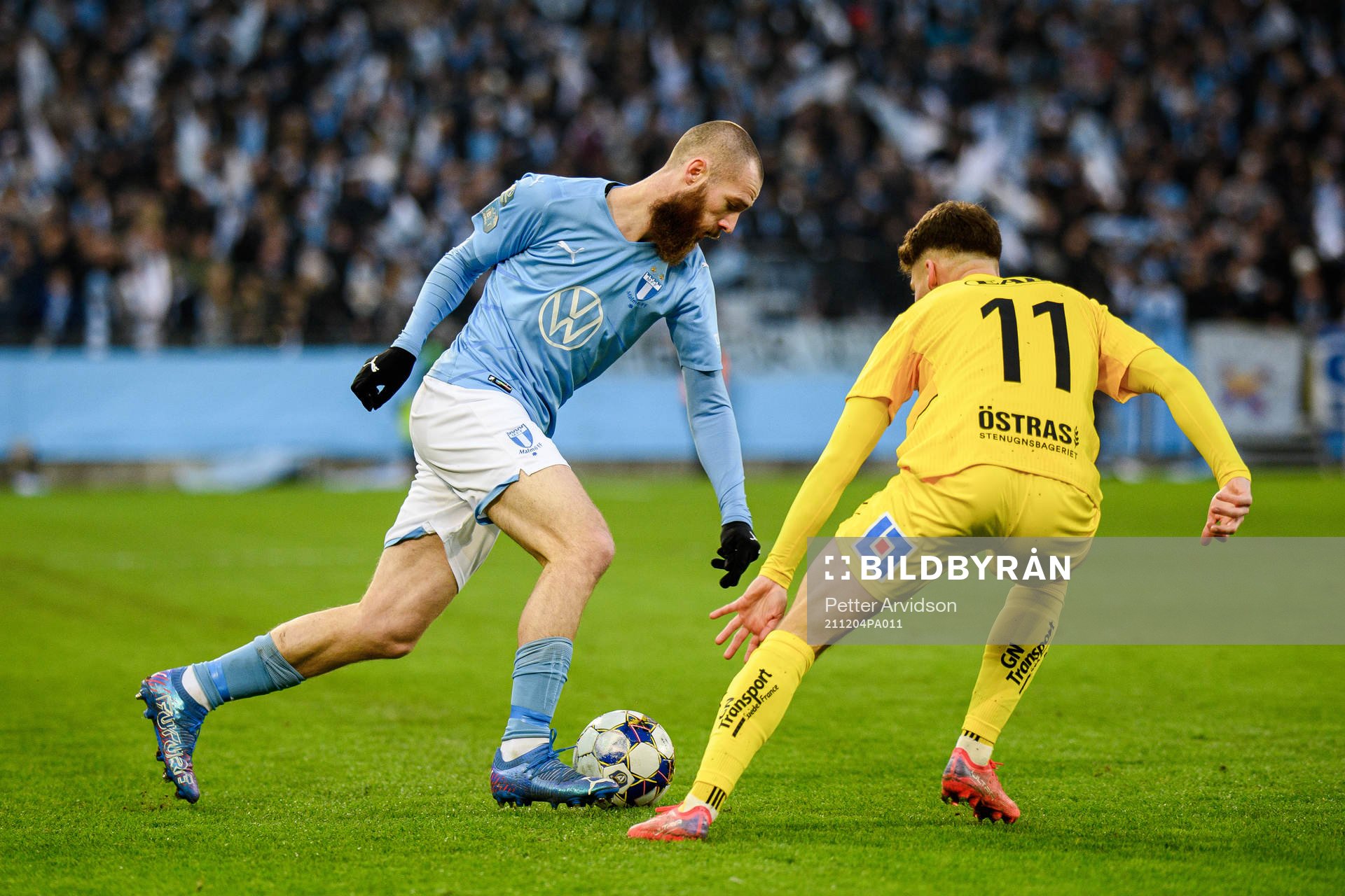 Malmö FFs Jo Inge Berget och Halmstads Samuel Kroon