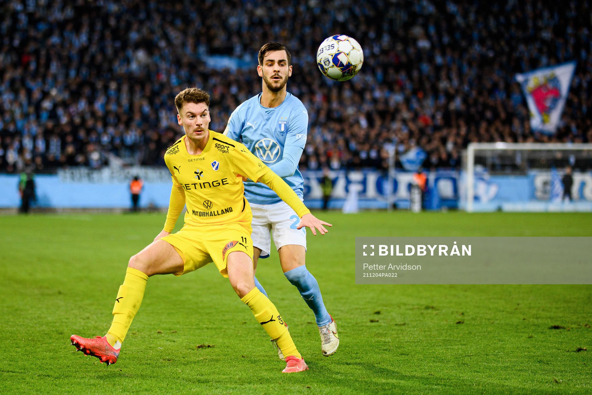 Halmstads Samuel Kroon och Malmö FFs Adi Nalic