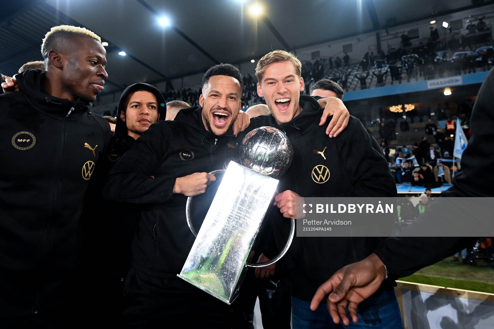 Malmö FFs Bonke Innocent , Martin Olsson och Felix Beijmo