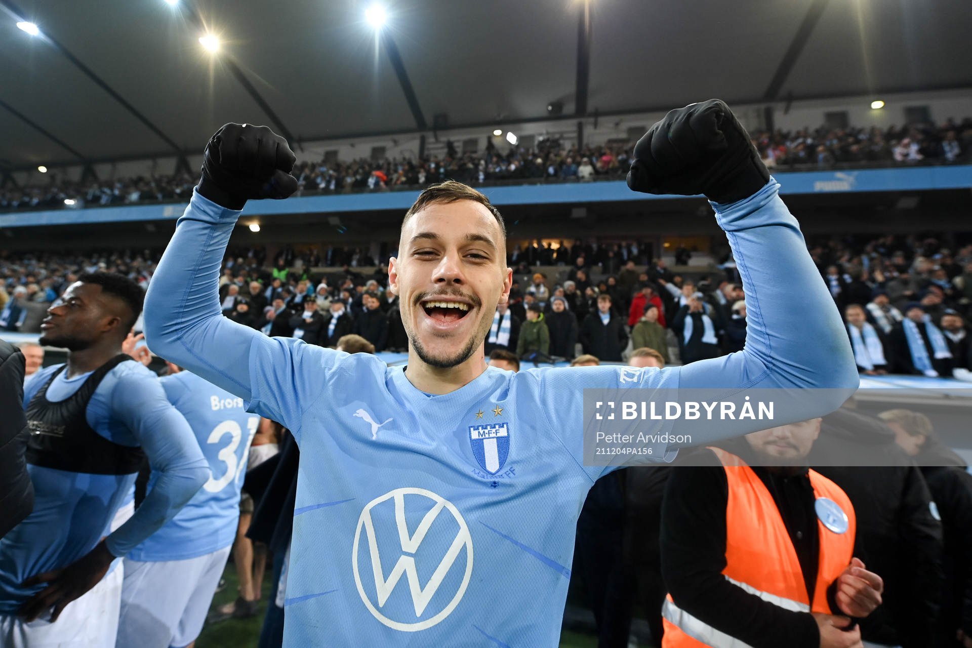 Malmö FFs Veljko Birmancevic jublar
