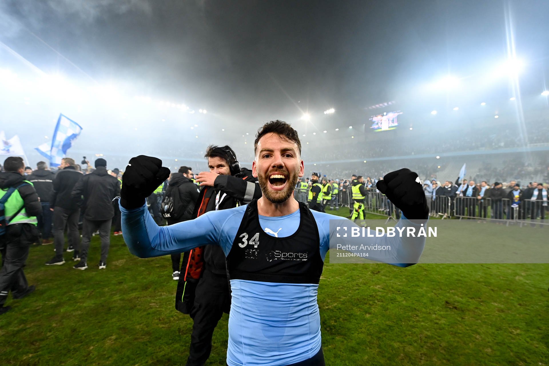 Erdal Rakip jublar