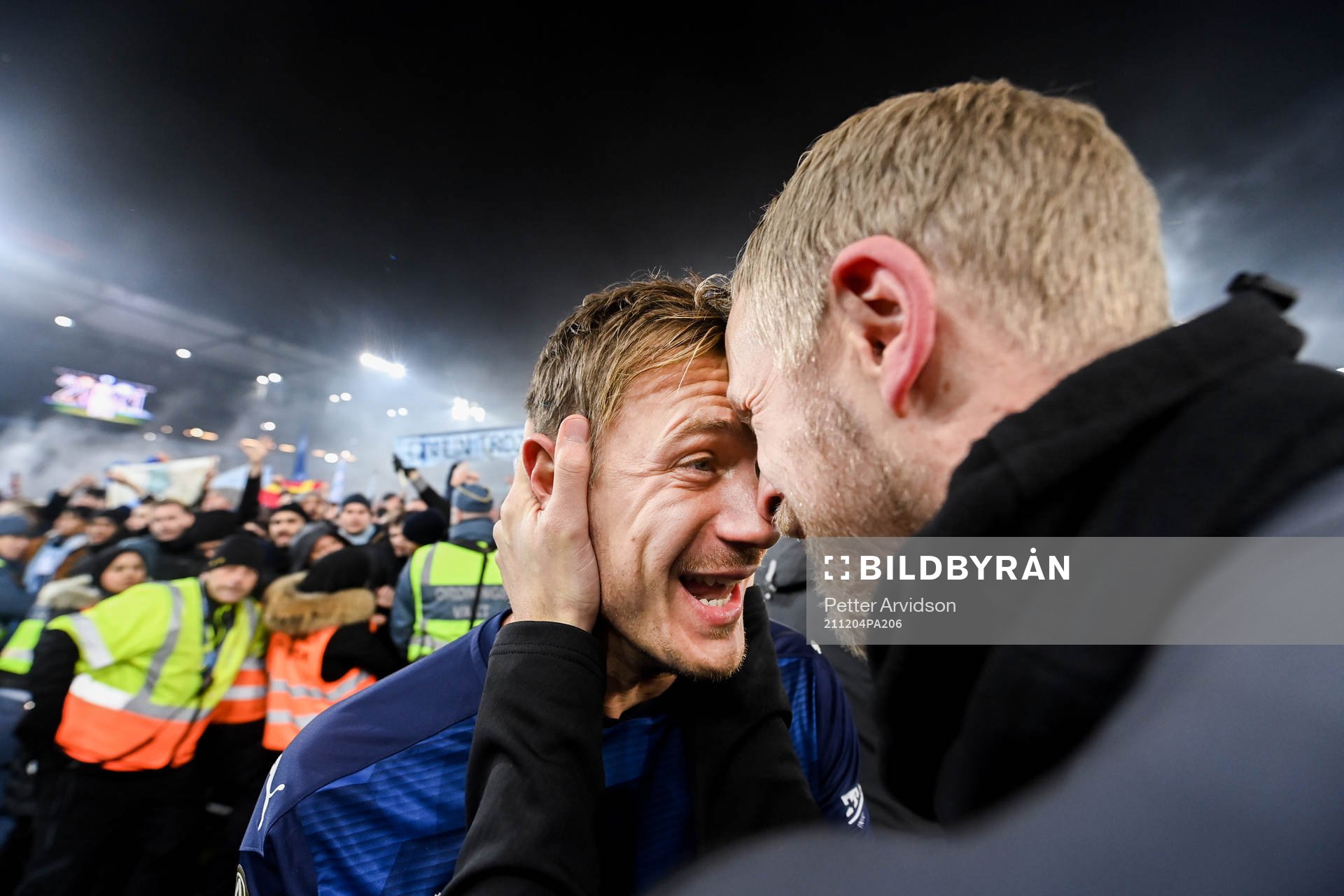 Malmö FFs målvakt Johan Dahlin jublar