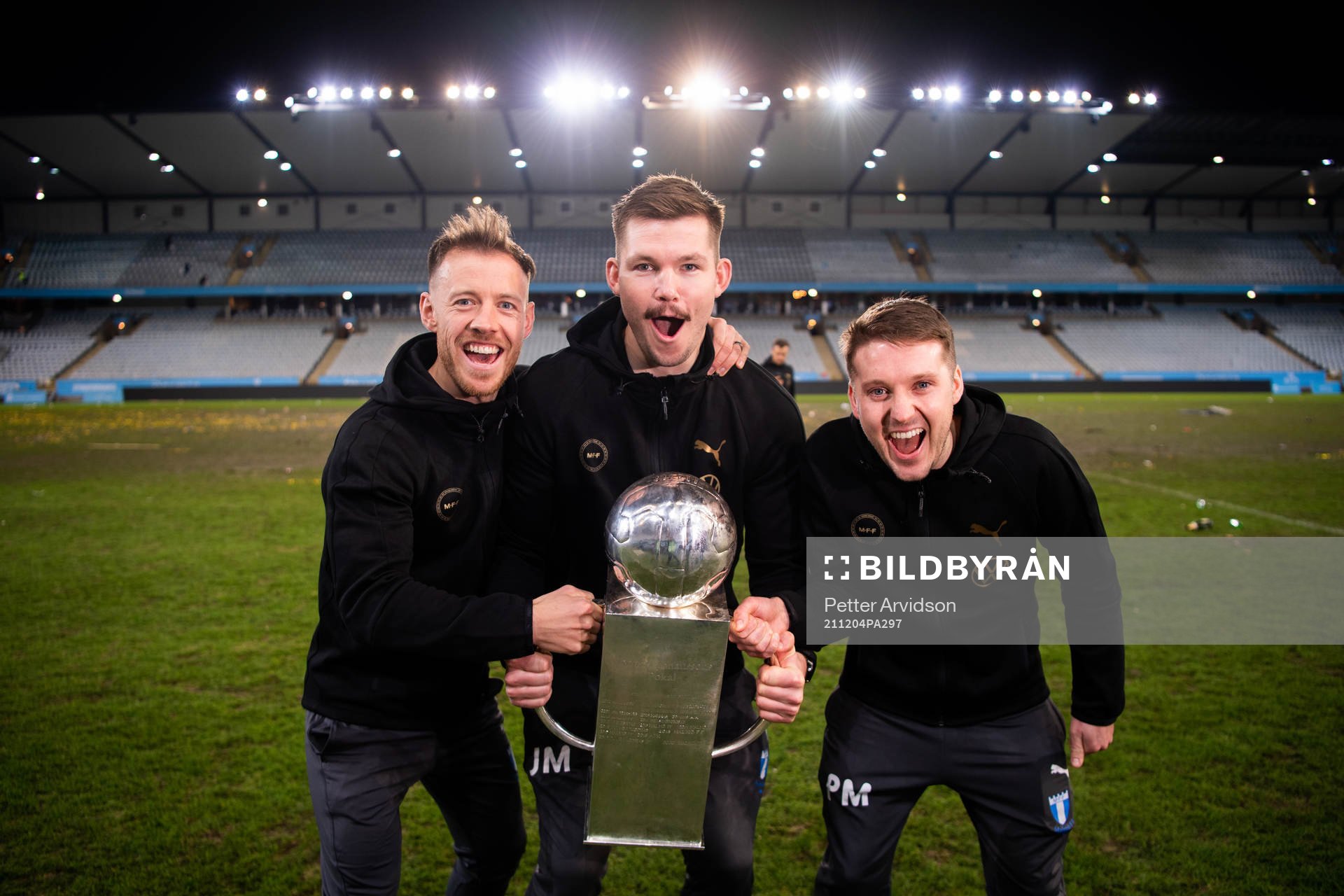 Malmö FFs fystränare Mark Read, fystränare Jamie Mackay