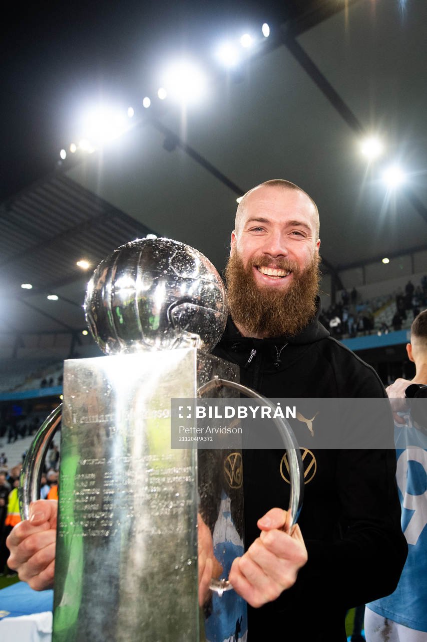 Malmö FFs Jo Inge Berget jublar med Lennart Johanssons