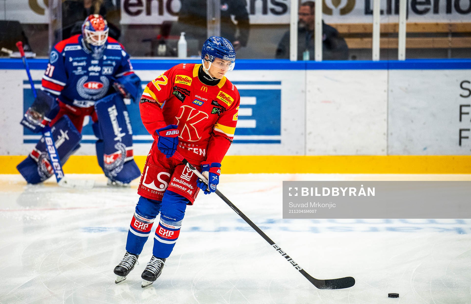 Oskarshamns John Dahlström iförd Kalmar HC tröja