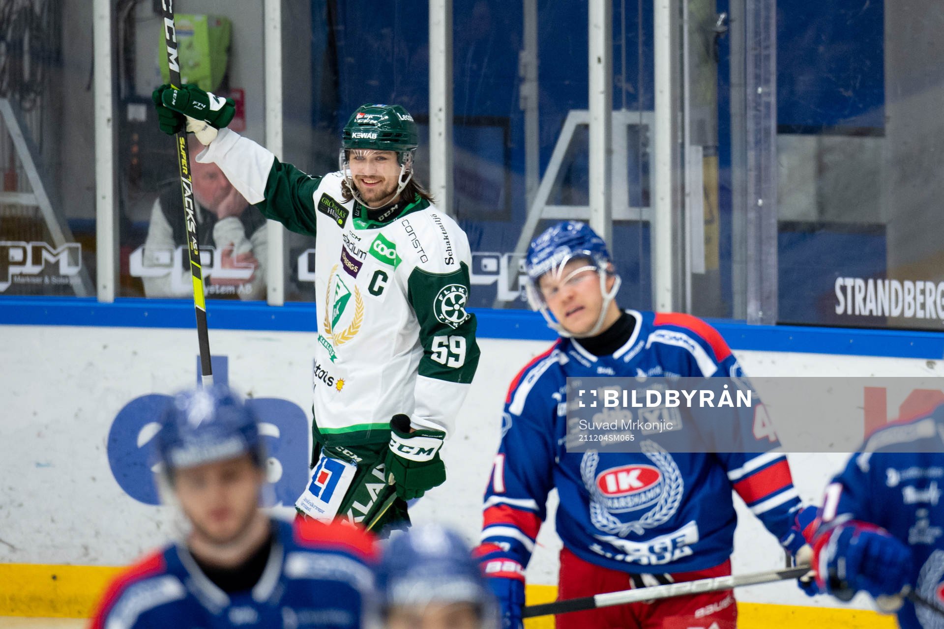 Färjestads Linus Johansson jublar