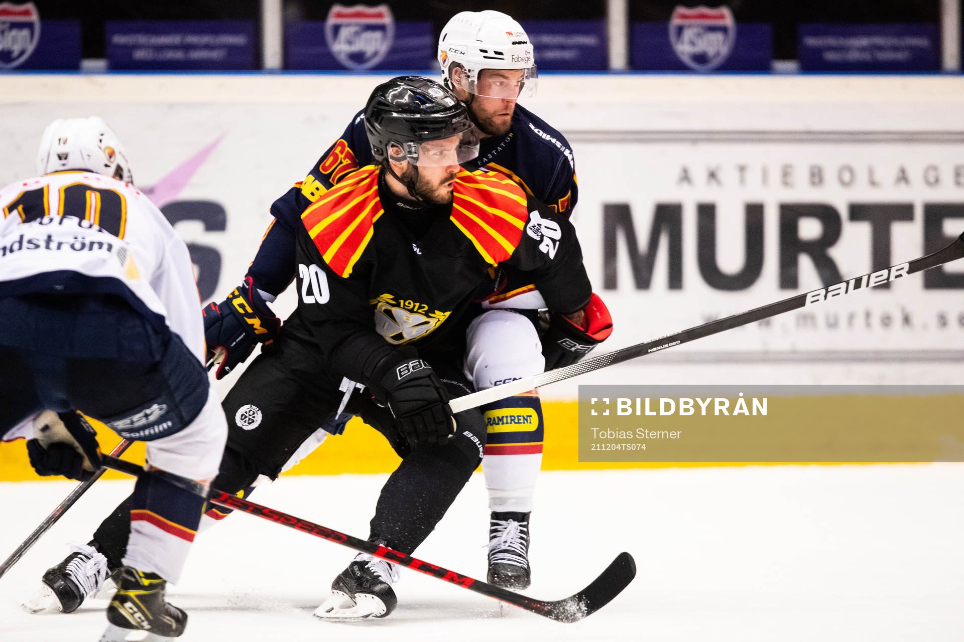 Brynäs Oula Palve och Djurgårdens Peter Holland