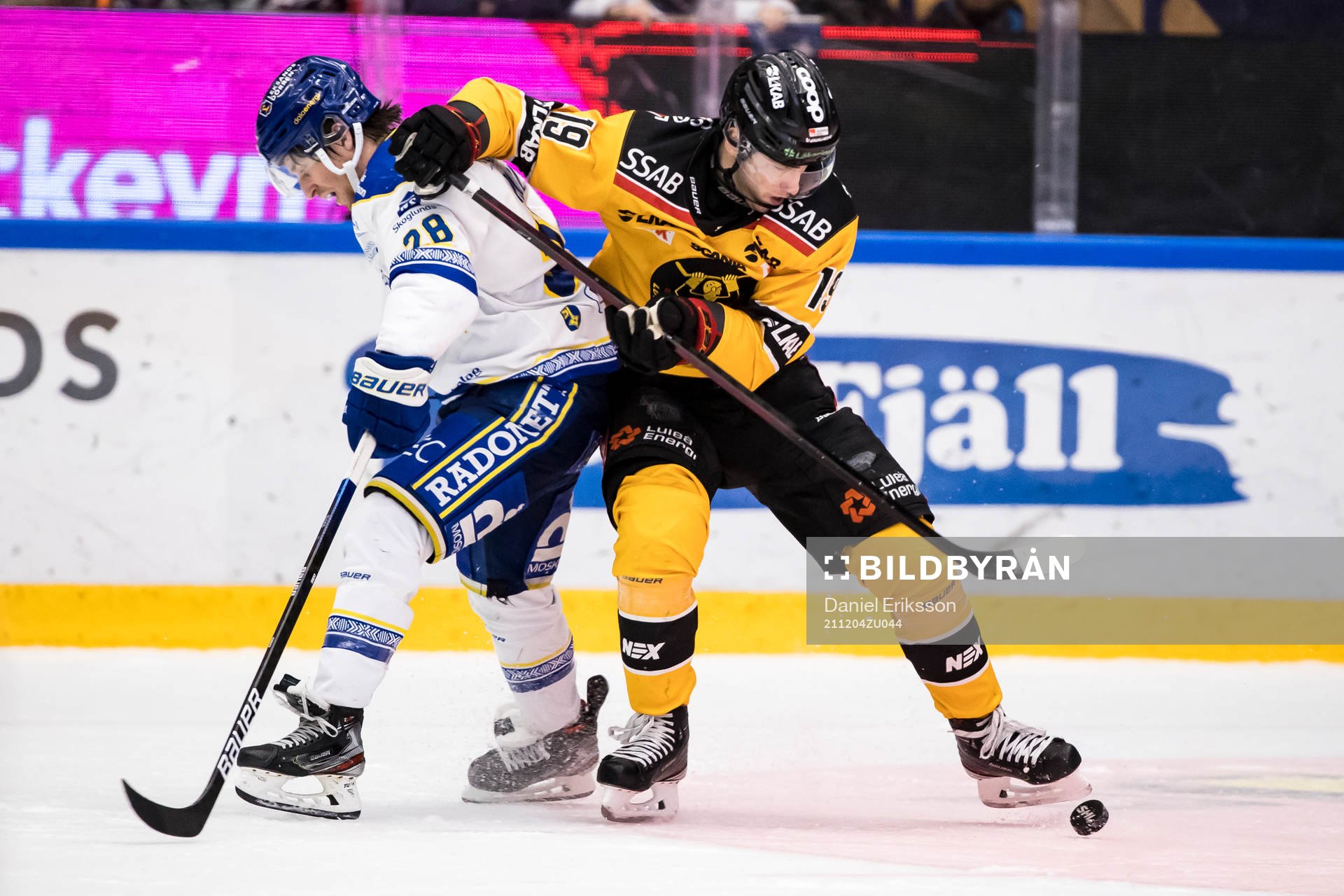 Leksands Justin Kloos och Luleås Konstantin Komarek