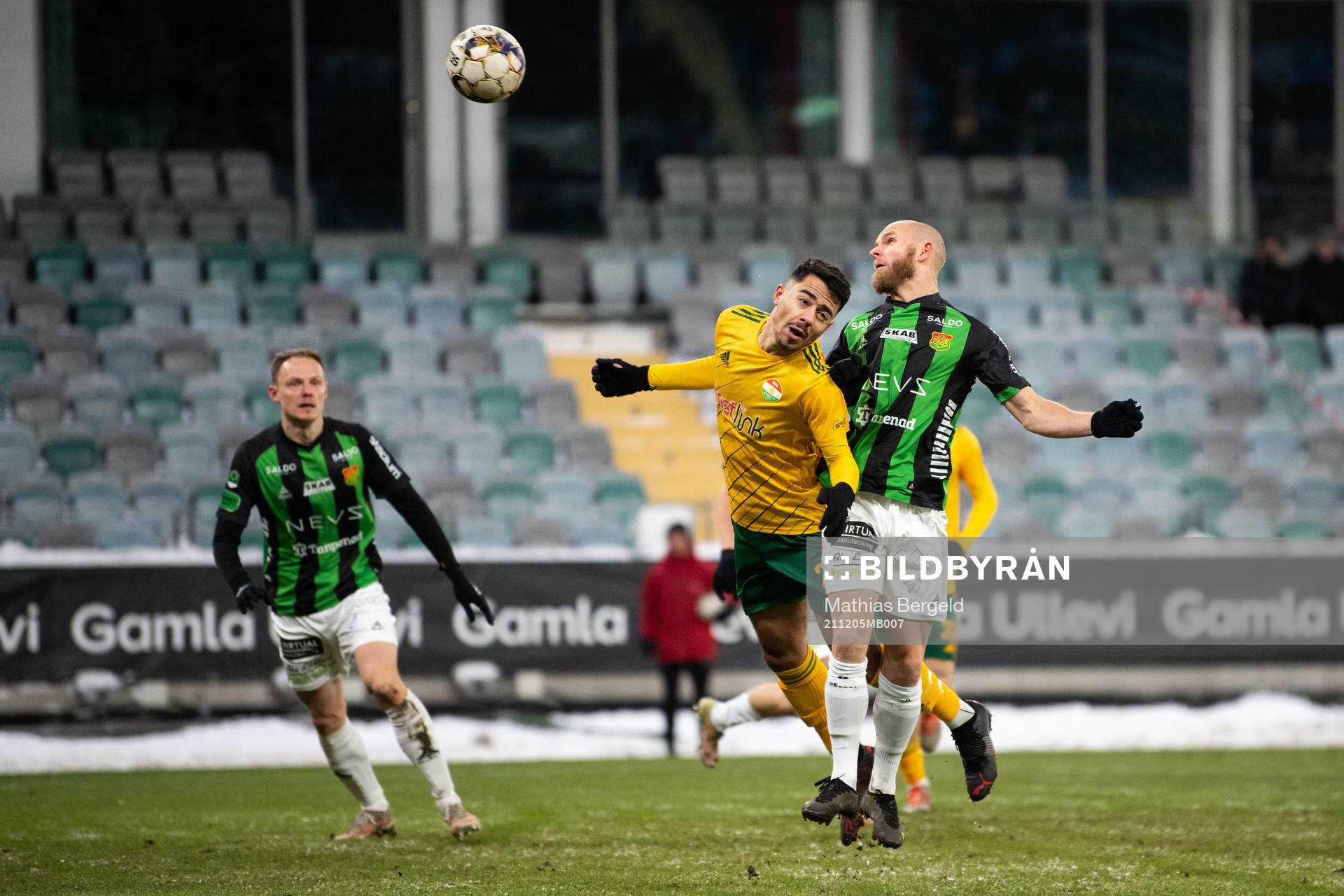 Dalkurds Arash Motaraghebjafarpour och GAIS Niklas Andersen
