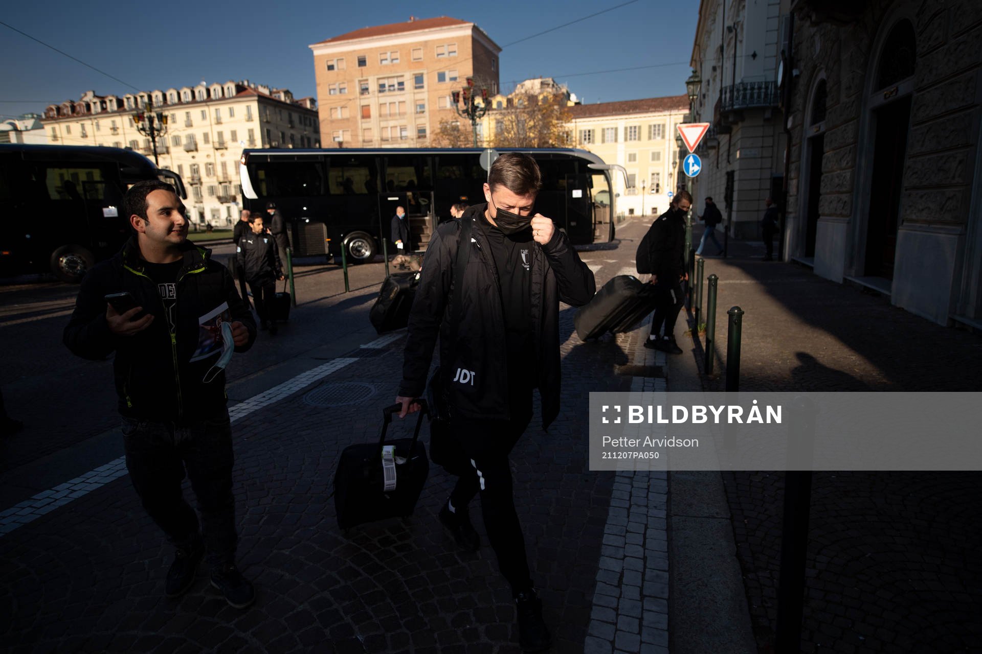 Jon Dahl Tomasson, head coach arrives at the hotel