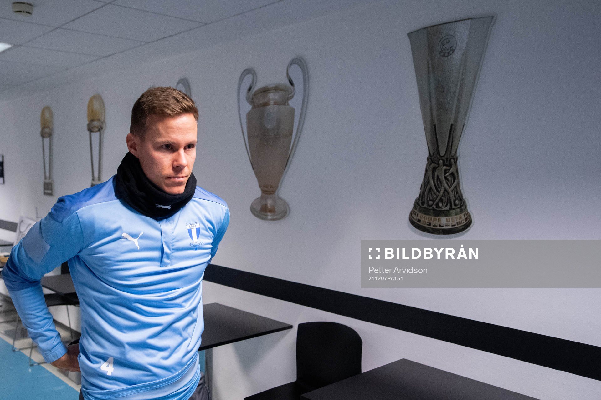 Niklas Moisander in the dressing room