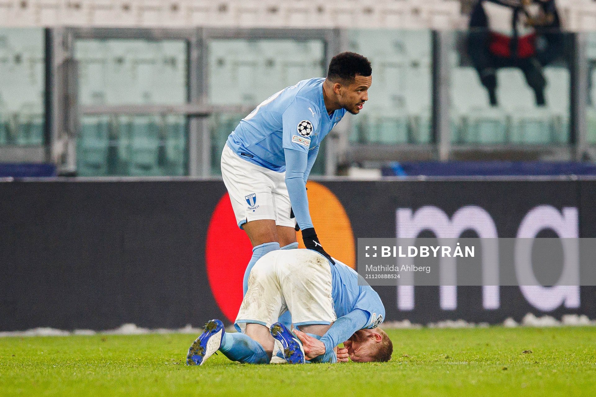 Anders Christiansen of Malmö FF in painduring the UEFA