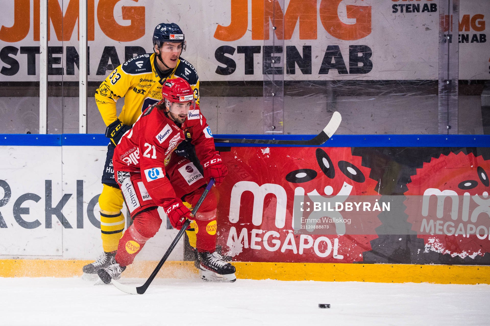 Södertäljes Felix Olsson och Almtunas Johan Eriksson