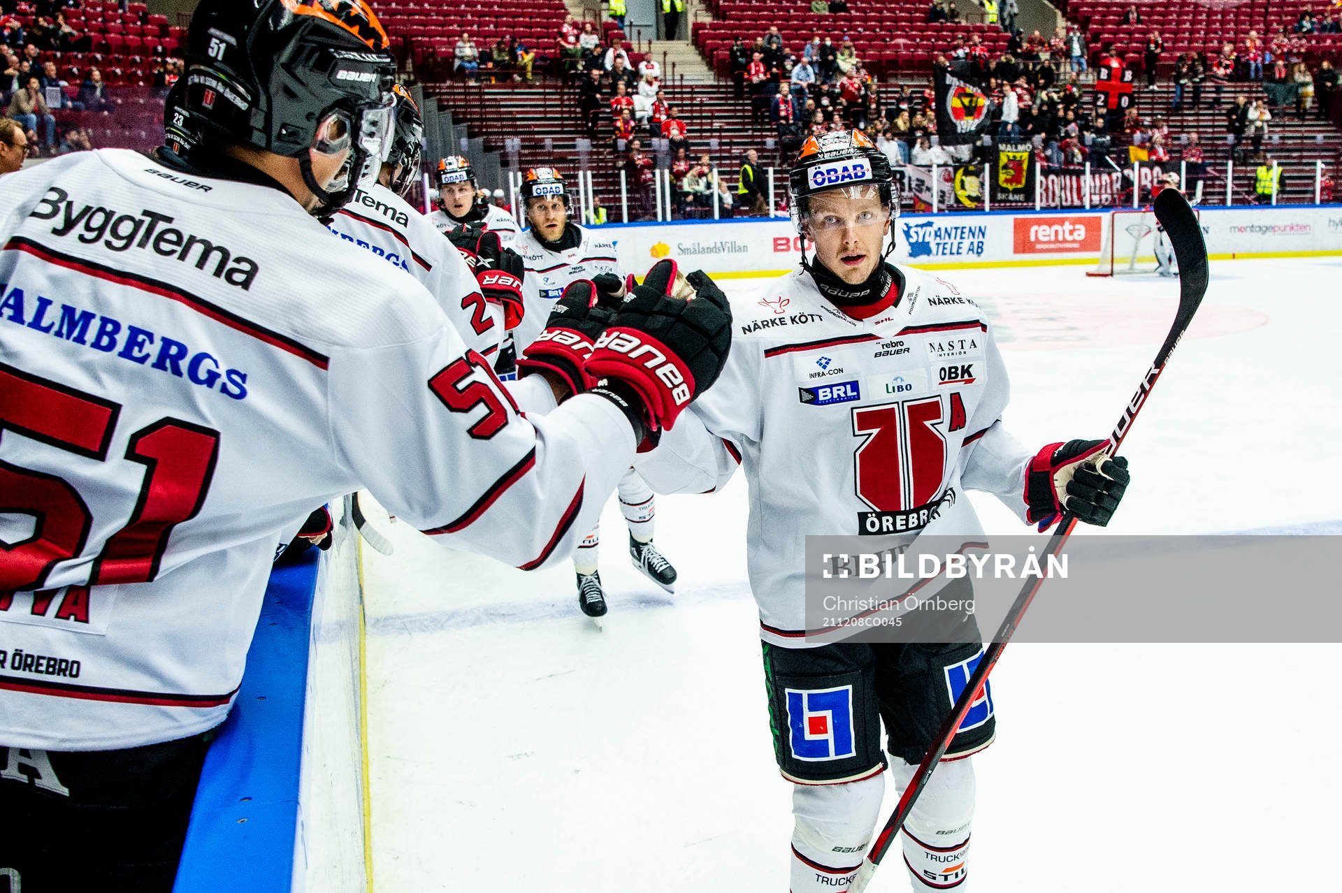 Örebros Gustav Backström jublar med Kristian Näkyvä