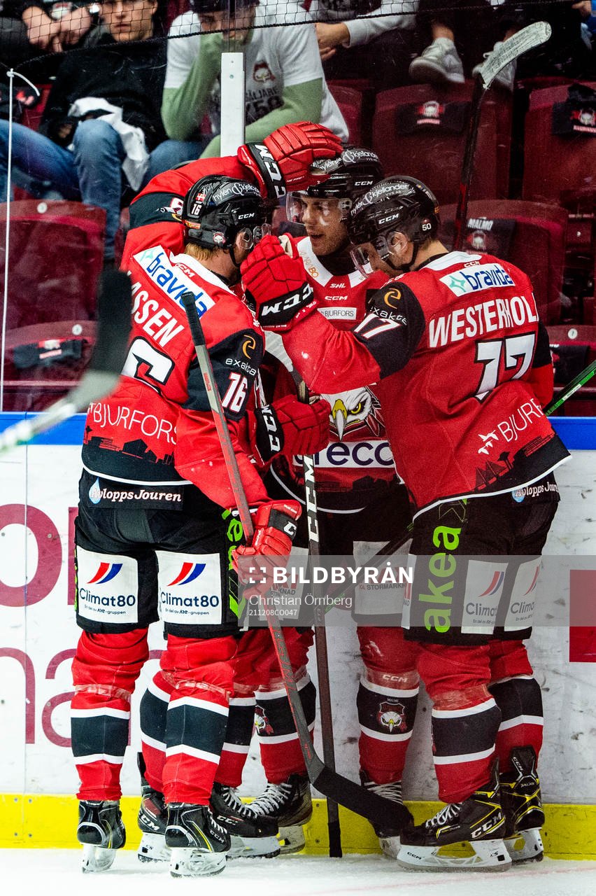 Malmö Redhawks Magnus Pääjärvi jublar