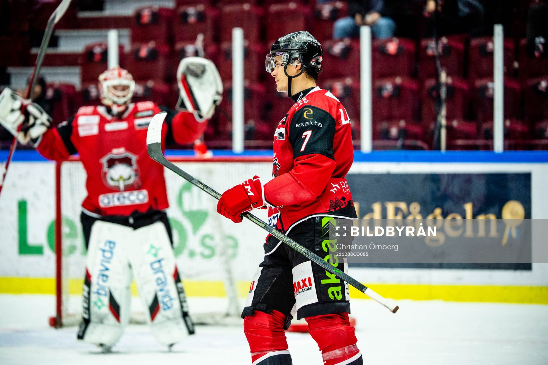 Malmö Redhawks Oliver Lauridsen och målvakt Daniel