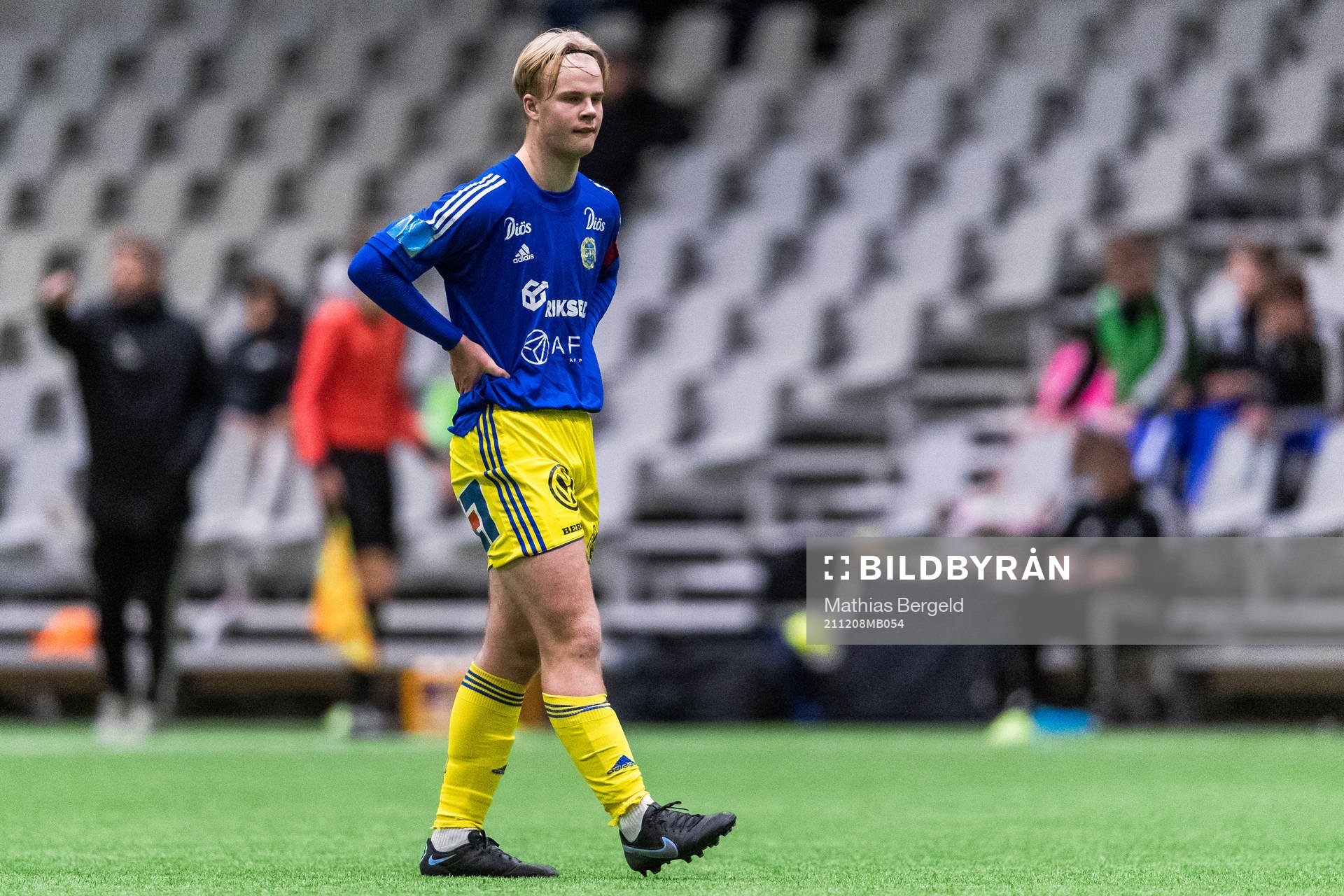 Sundsvalls Filip Svedin under fotbollsmatchen i Skandinaviska Mästerskapen för P16 mellan Bröndby och GIF Sundsvall den 8 december 2021 i Borås.