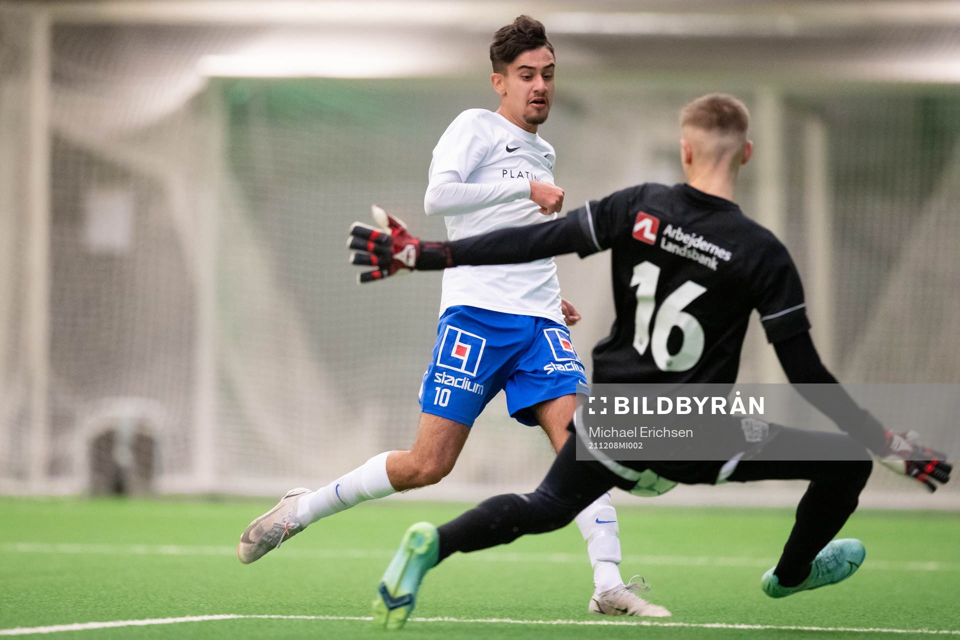 Norrköpings Sebastian Hakim med ett avslut om