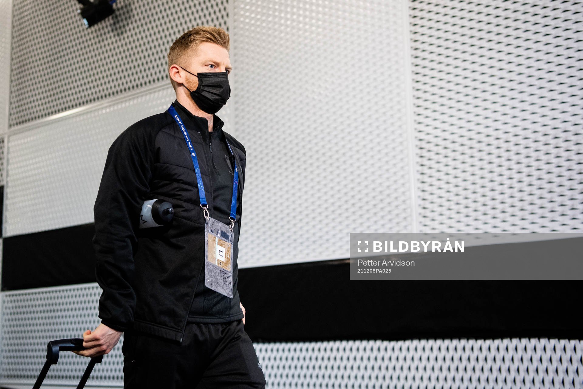 Anders Christiansen of Malmö FF arrive at the arena