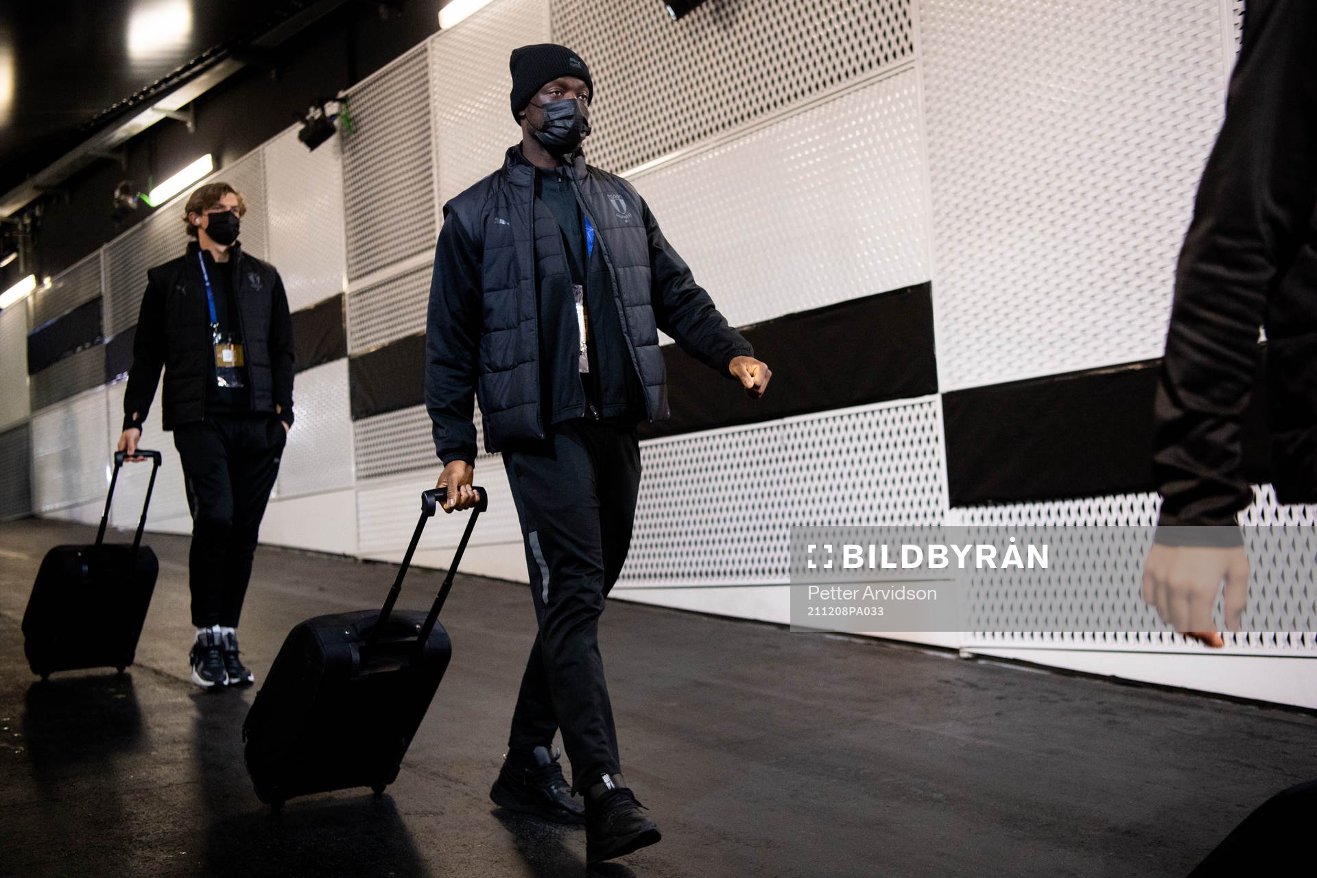 Goalkeeper Ismael Diawara of Malmö FF arrive at the arena