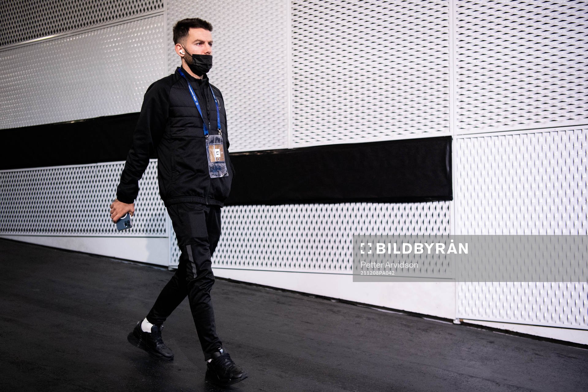 Erdal Rakip of Malmö FF arrive at the arena