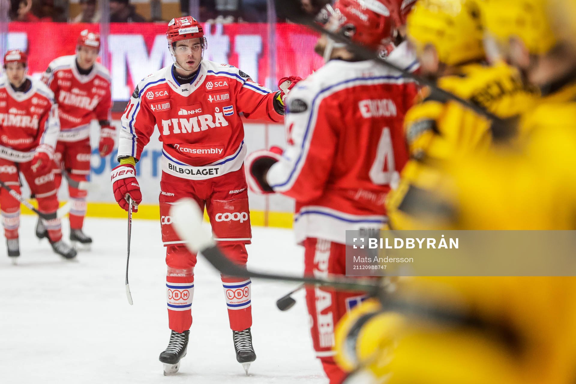Timrås Viktor Lodin jublar