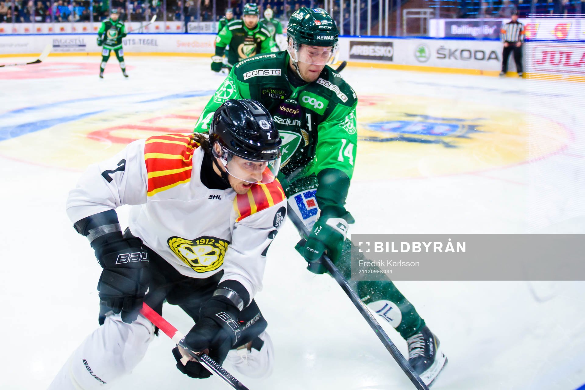 Brynäs Kristofer Berglund och Färjestads Victor Ejdsell