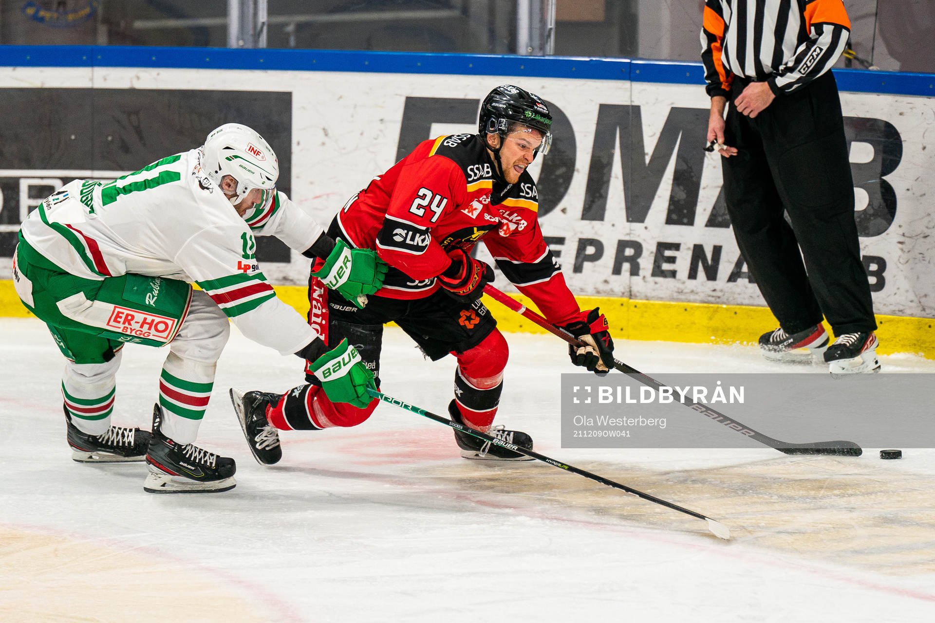Rögles Mattias Sjögren och Luleås Brendan Shinnimin
