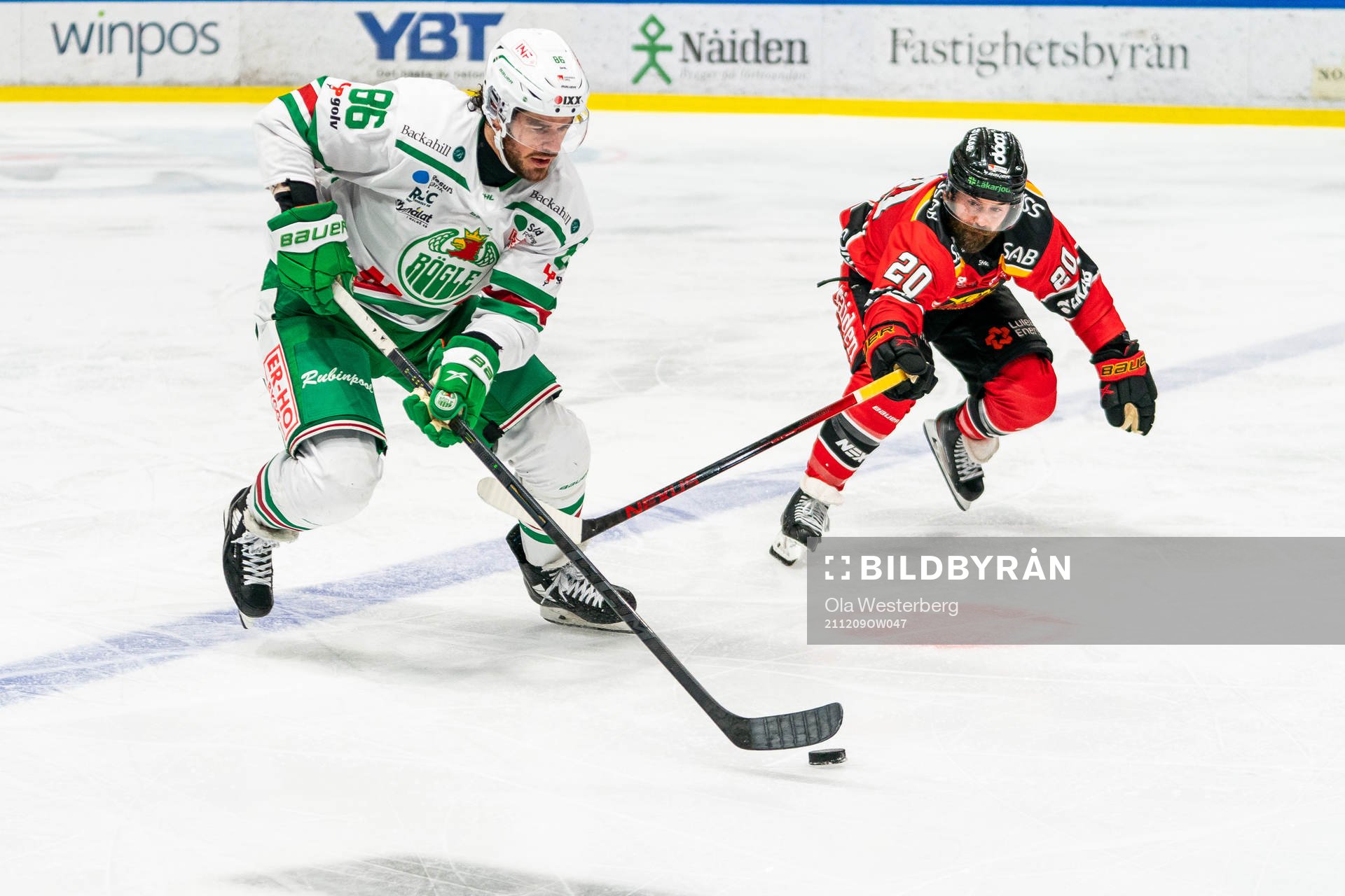 Rögles Eric Gelinas och Luleås Jack Connolly