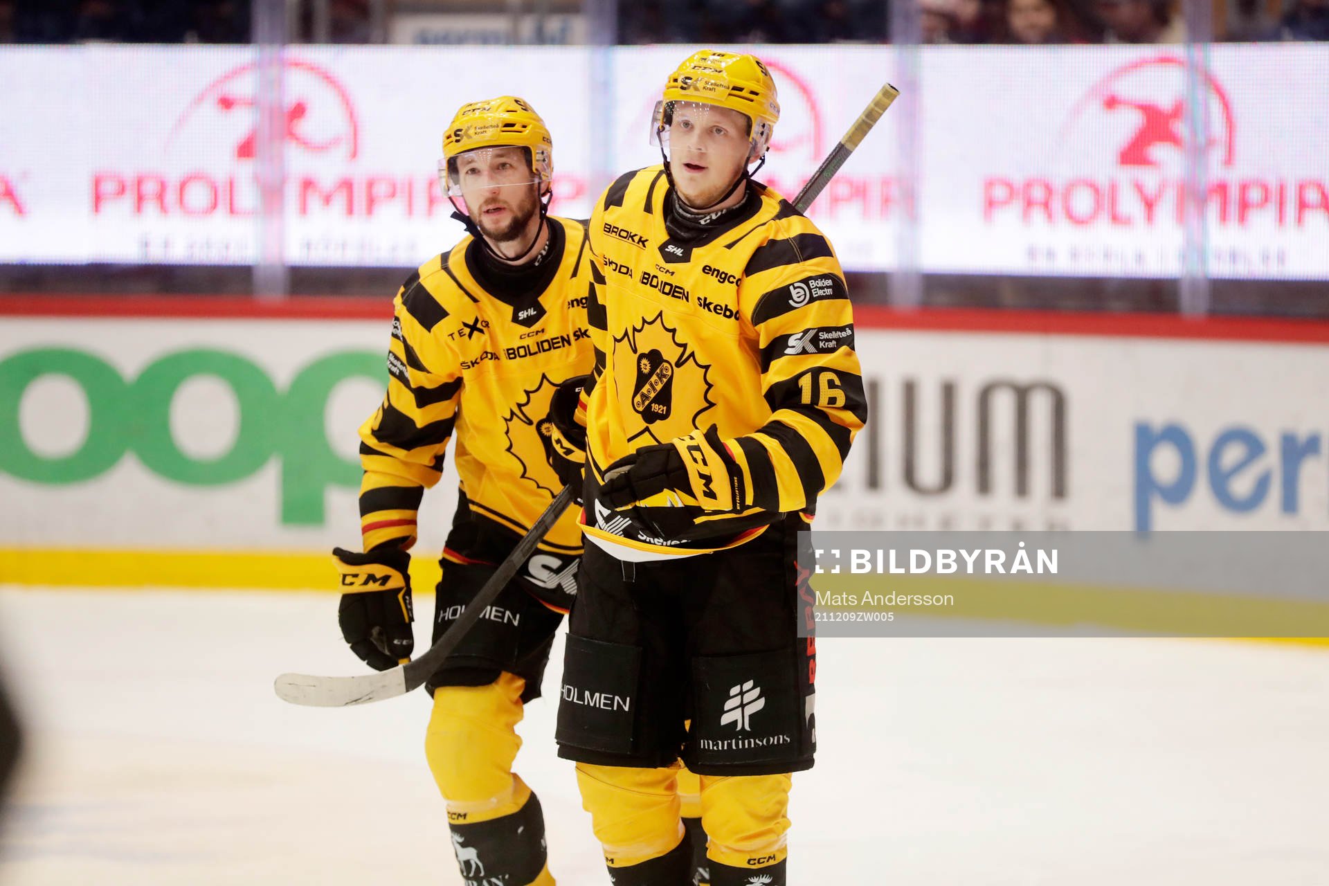 Skellefteås Linus Lindström jublar