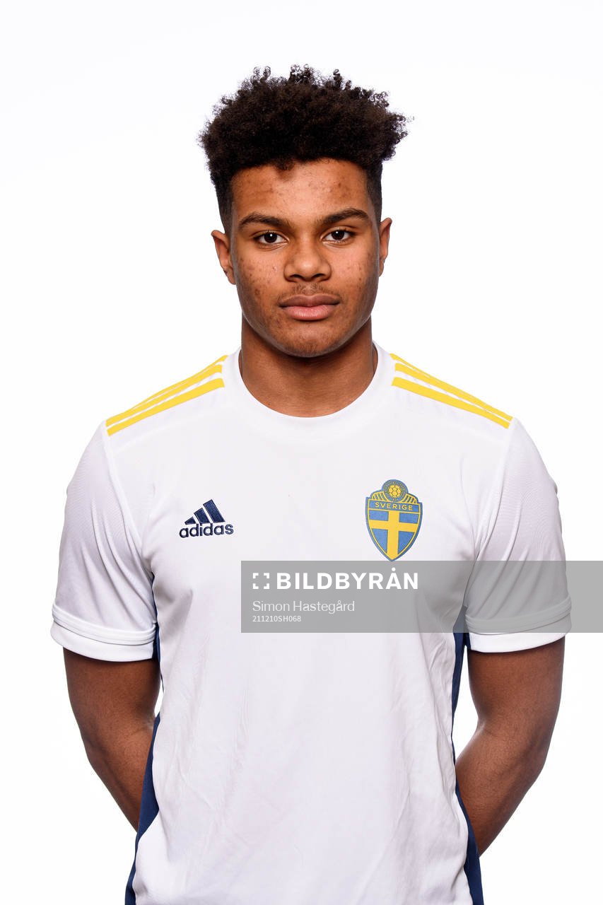 Santino Samuyiwa i P15-landslaget