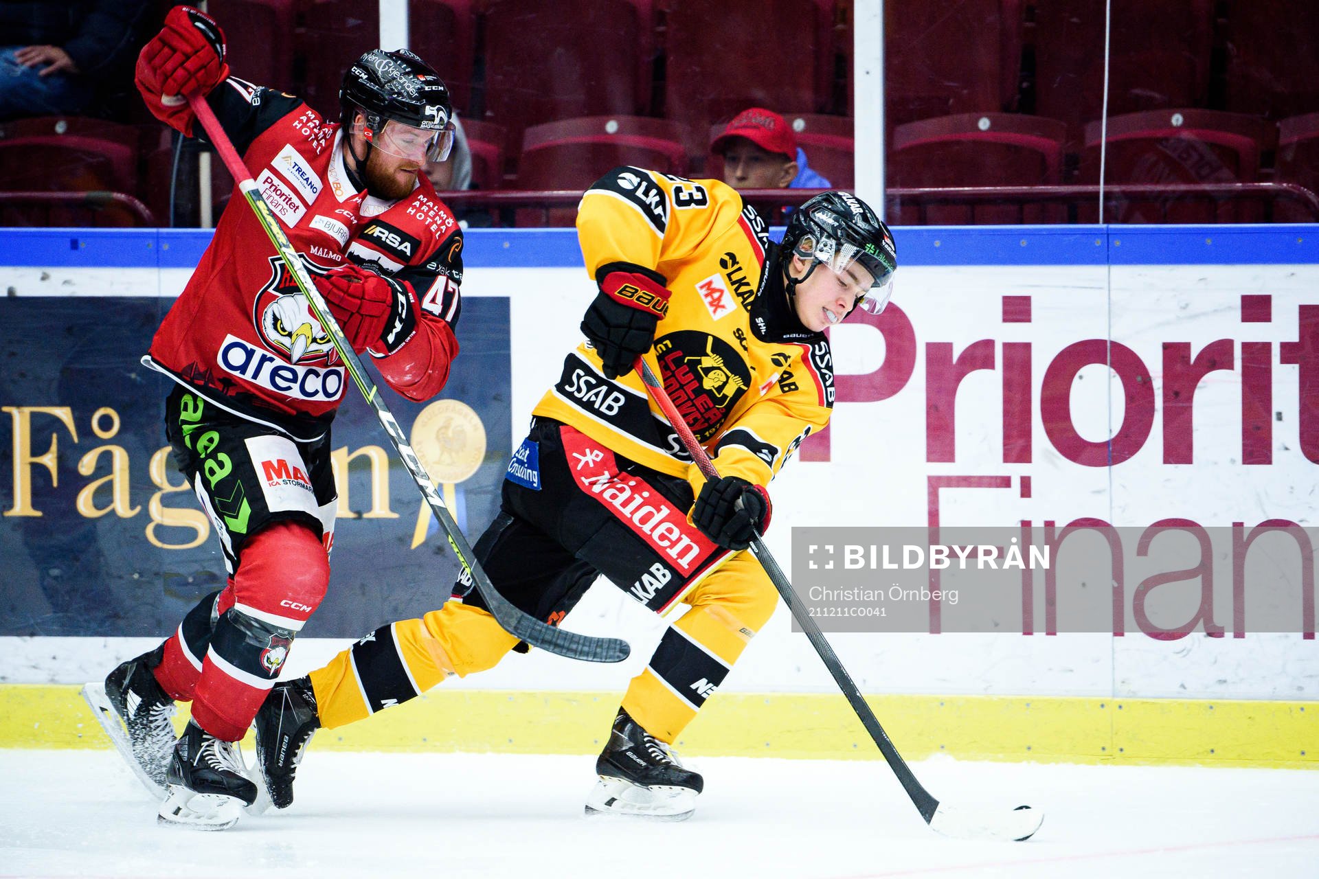 Malmö Redhawks Joakim Ryan och Luleås Olli Nikupeteri