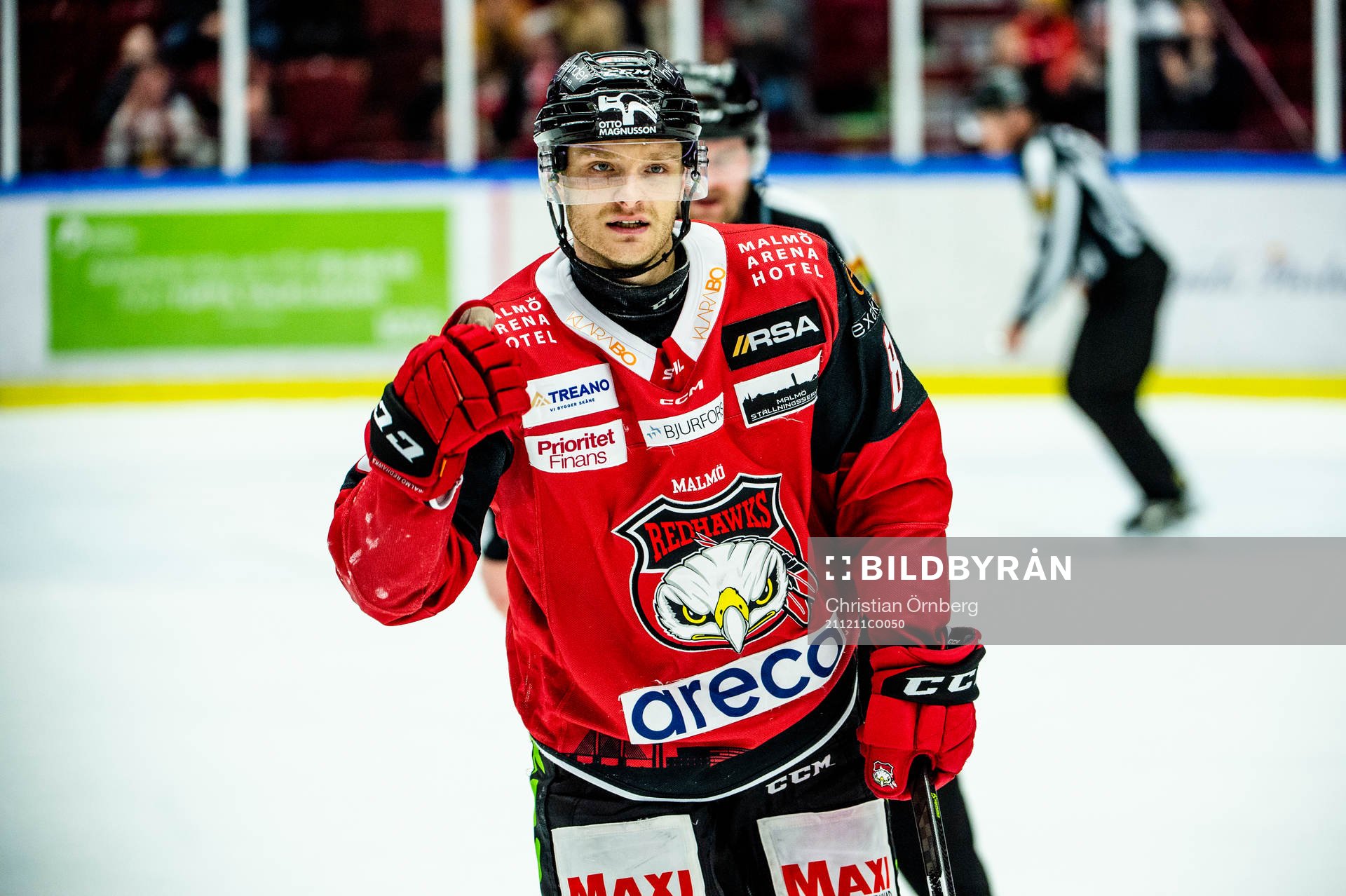 Malmö Redhawks Johan Olofsson jublar