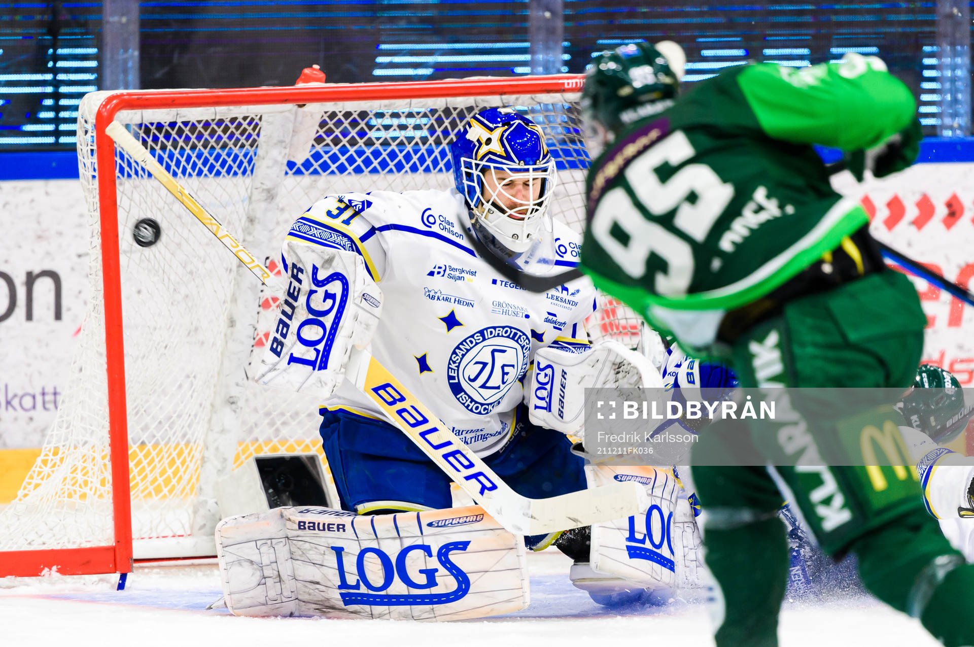 Färjestads Jacob de la Rose och Leksands målvakt Kasimir