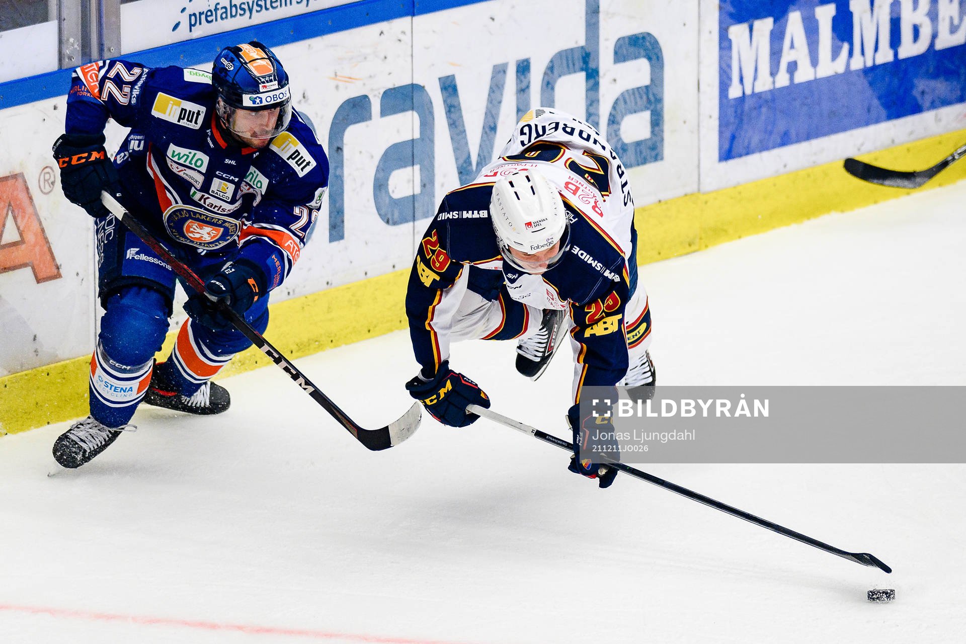 Växjös Tobias Rieder och Djurgårdens Sebastian Strandberg