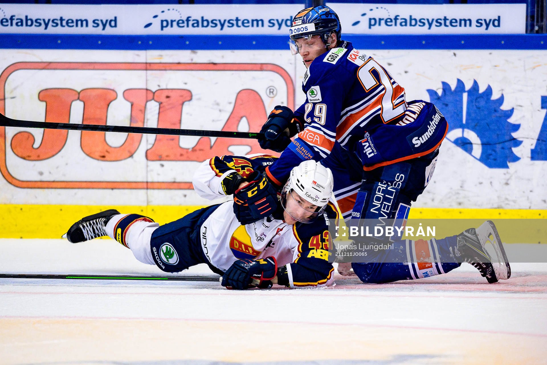 Djurgårdens Tom Nilsson faller