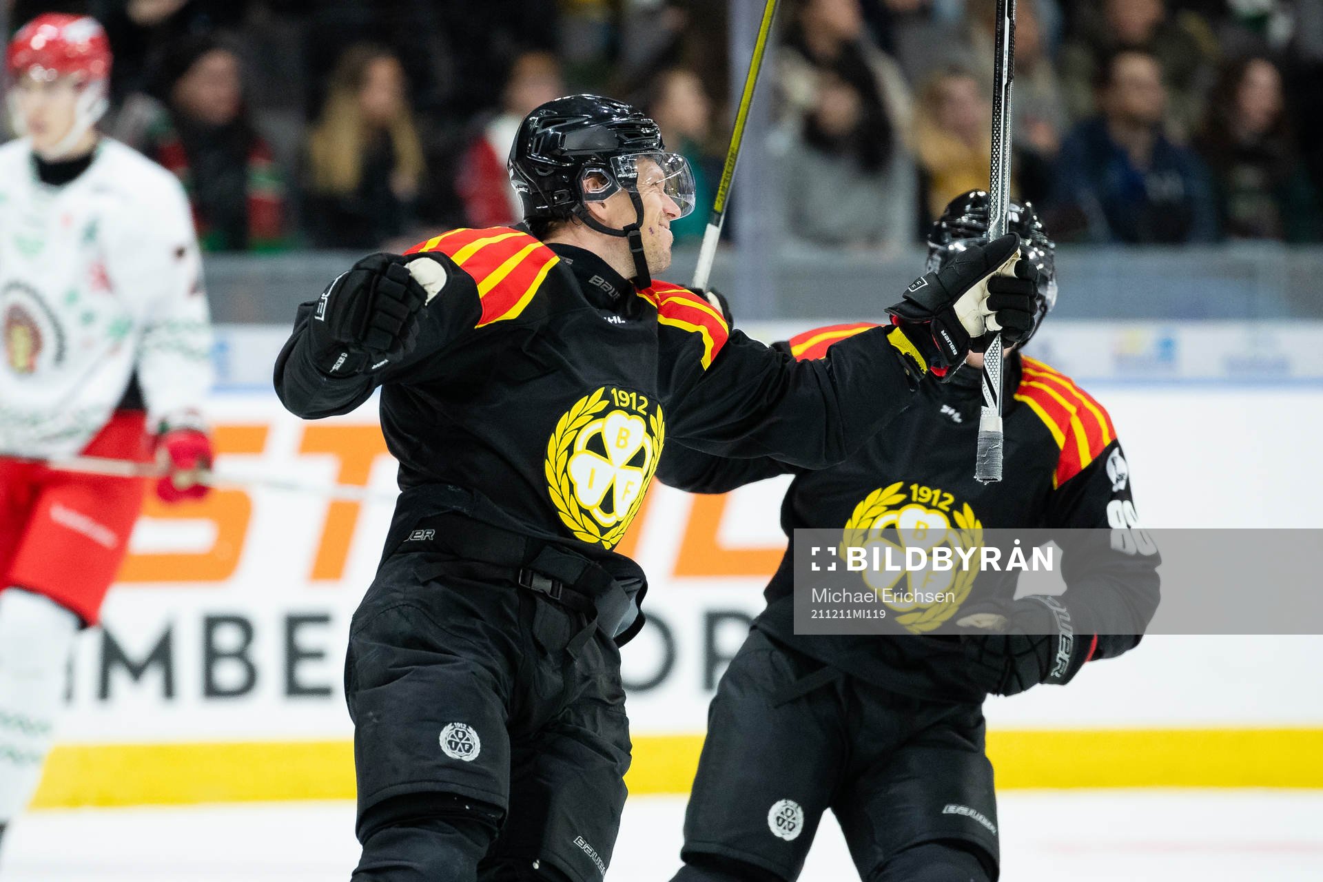 Brynäs Nicklas Danielsson jublar