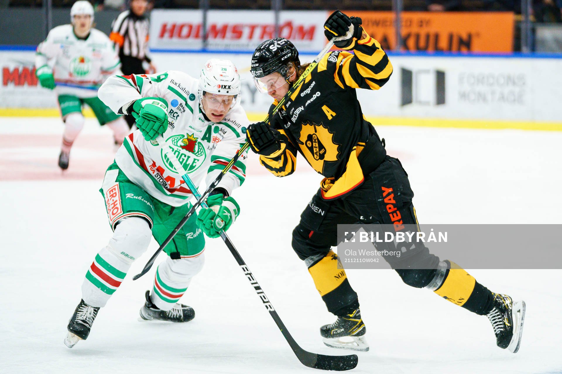 Rögles Anton Bengtsson och Skellefteås Jonathan Pudas