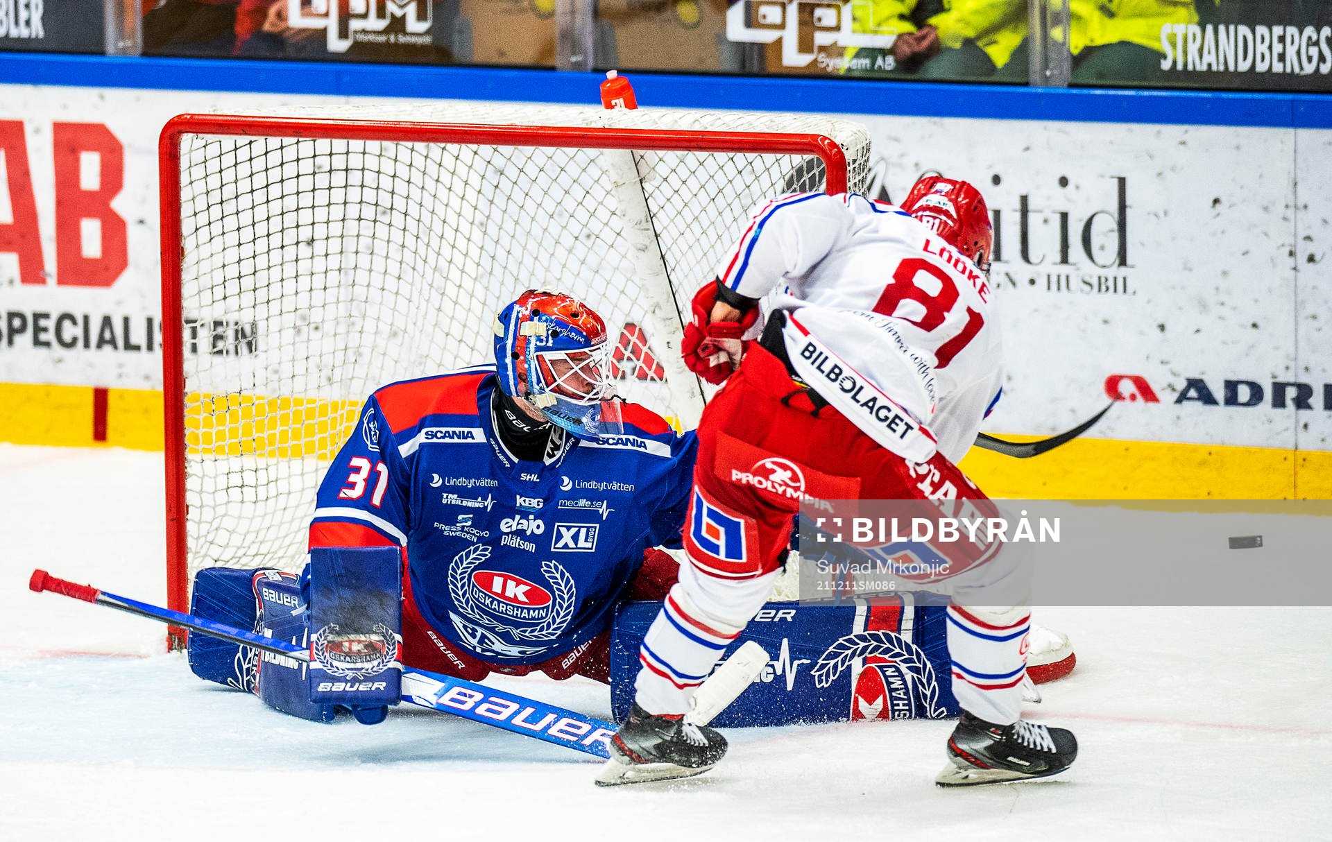 uOskarshamns målvakt Tim Juel och Timrås Jens Lööke