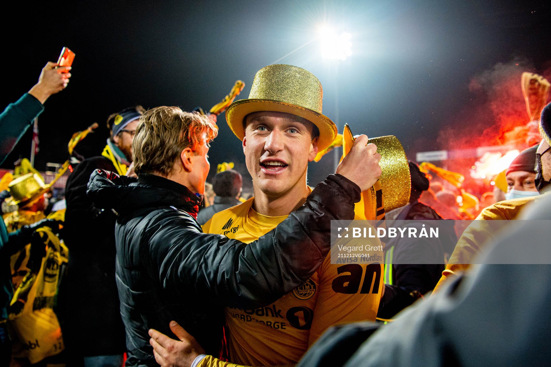 Erik Botheim of Bodø/Glimt celebrates winning the league after the Eliteserien football match between Mjøndalen and Bodø/Glimt on December 12, 2021 in Mjøndalen.