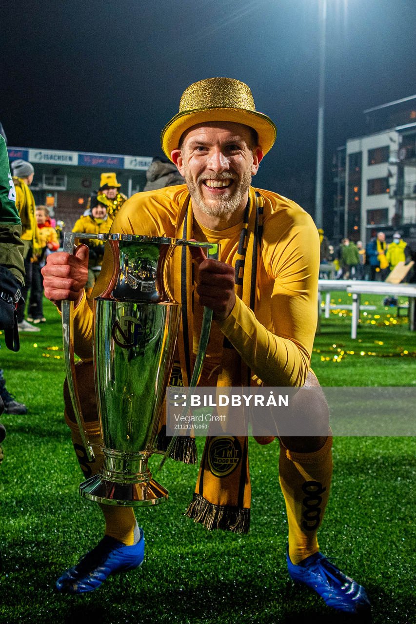Vegard Leikvoll Moberg of Bodø/Glimt celebrates with the