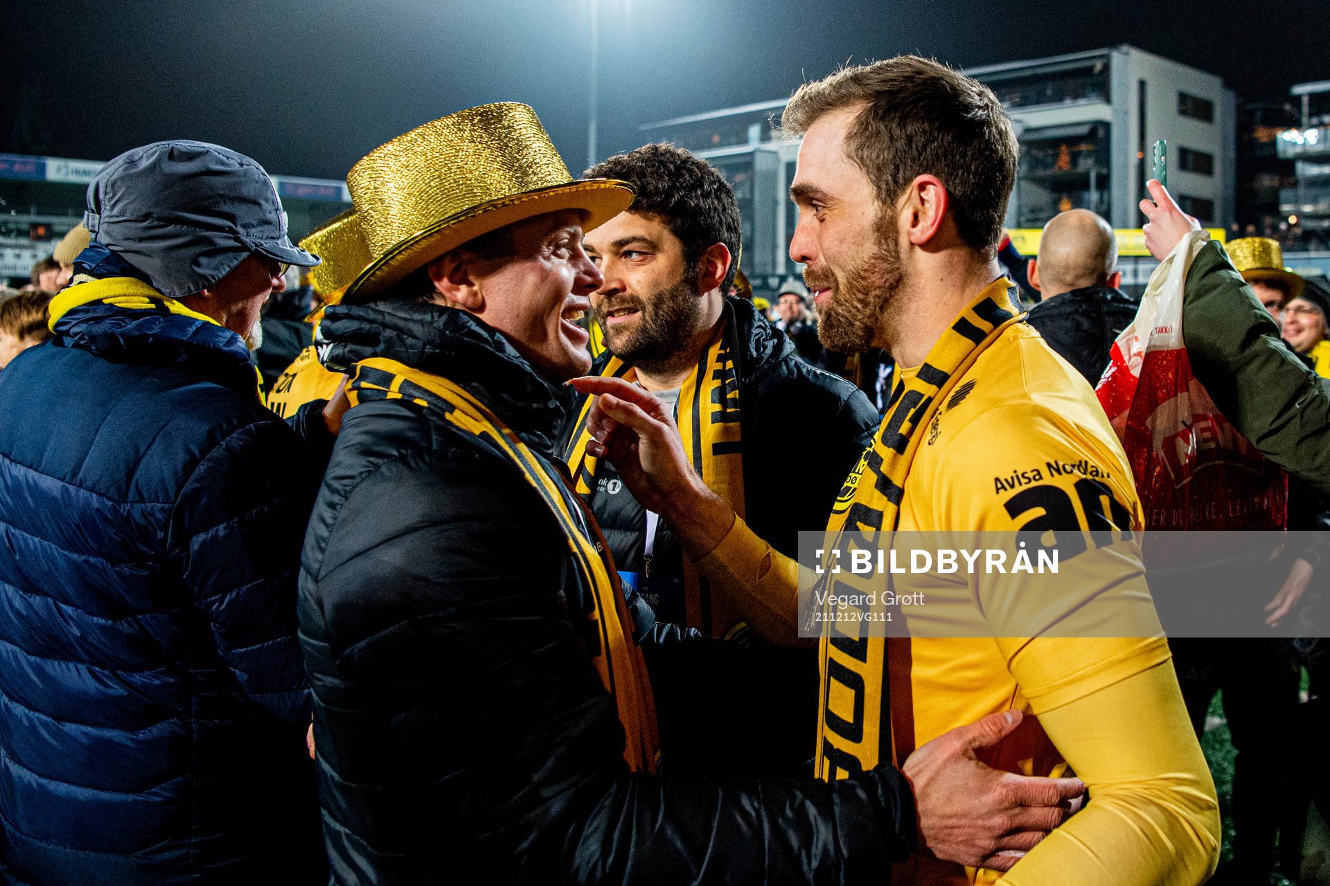 Sondre Sørli and Brede Mathias Moe of Bodø/Glimt celebrate winning the league after the Eliteserien football match between Mjøndalen and Bodø/Glimt on December 12, 2021 in Mjøndalen. 