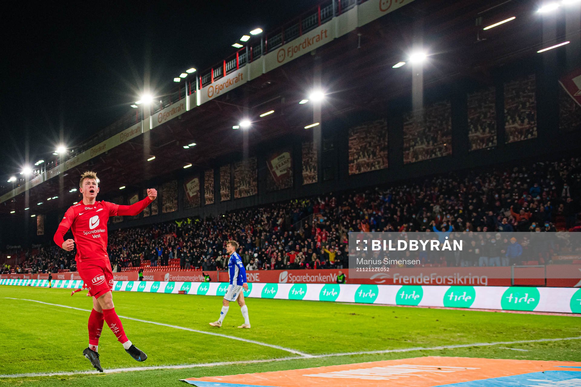 Aune Selland Heggebø of Brann celebrates