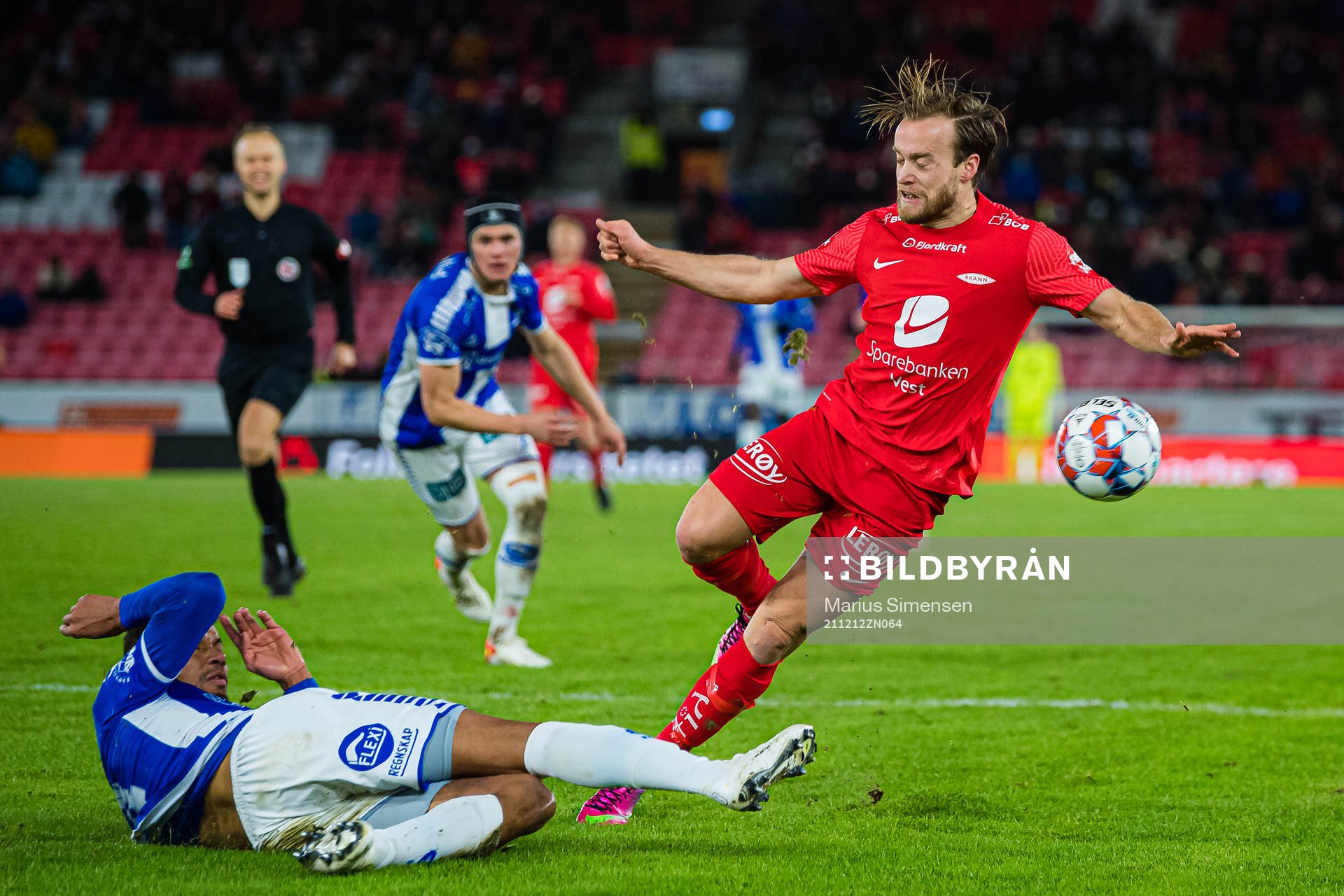 Mikael Bertil Dyrestam of Sarpsborg 08 and Bård Finne of