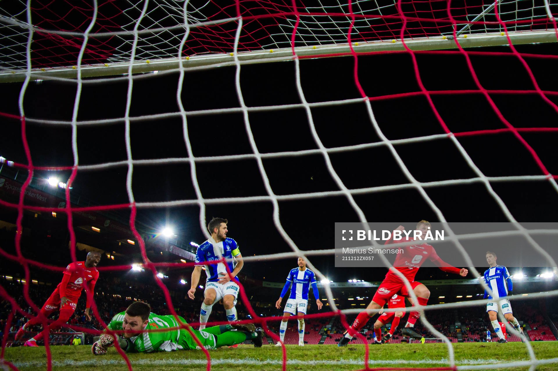 Aune Selland Heggebø of Brann celebrates