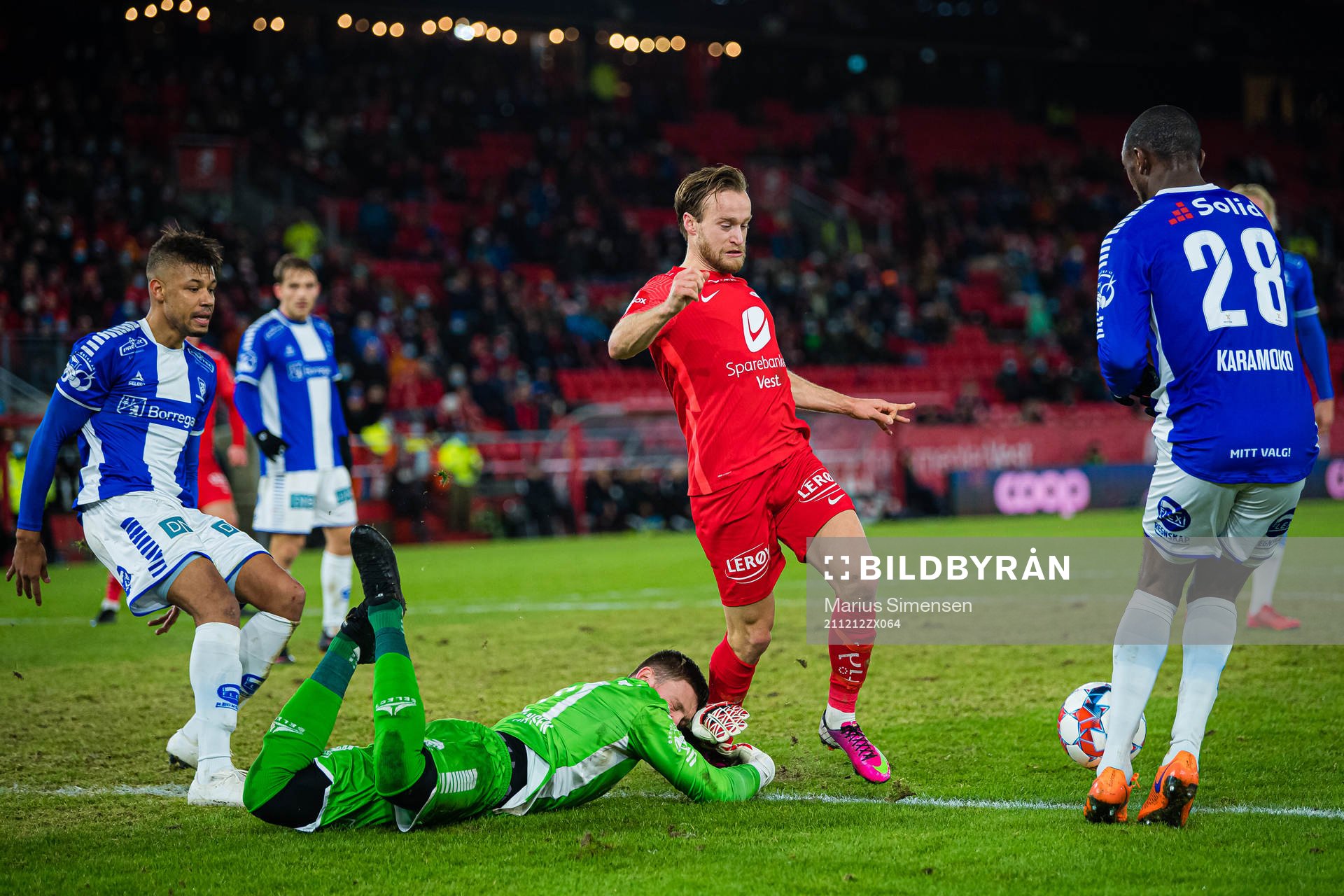 Mikael Bertil Dyrestam of Sarpsborg 08 and Bård Finne of