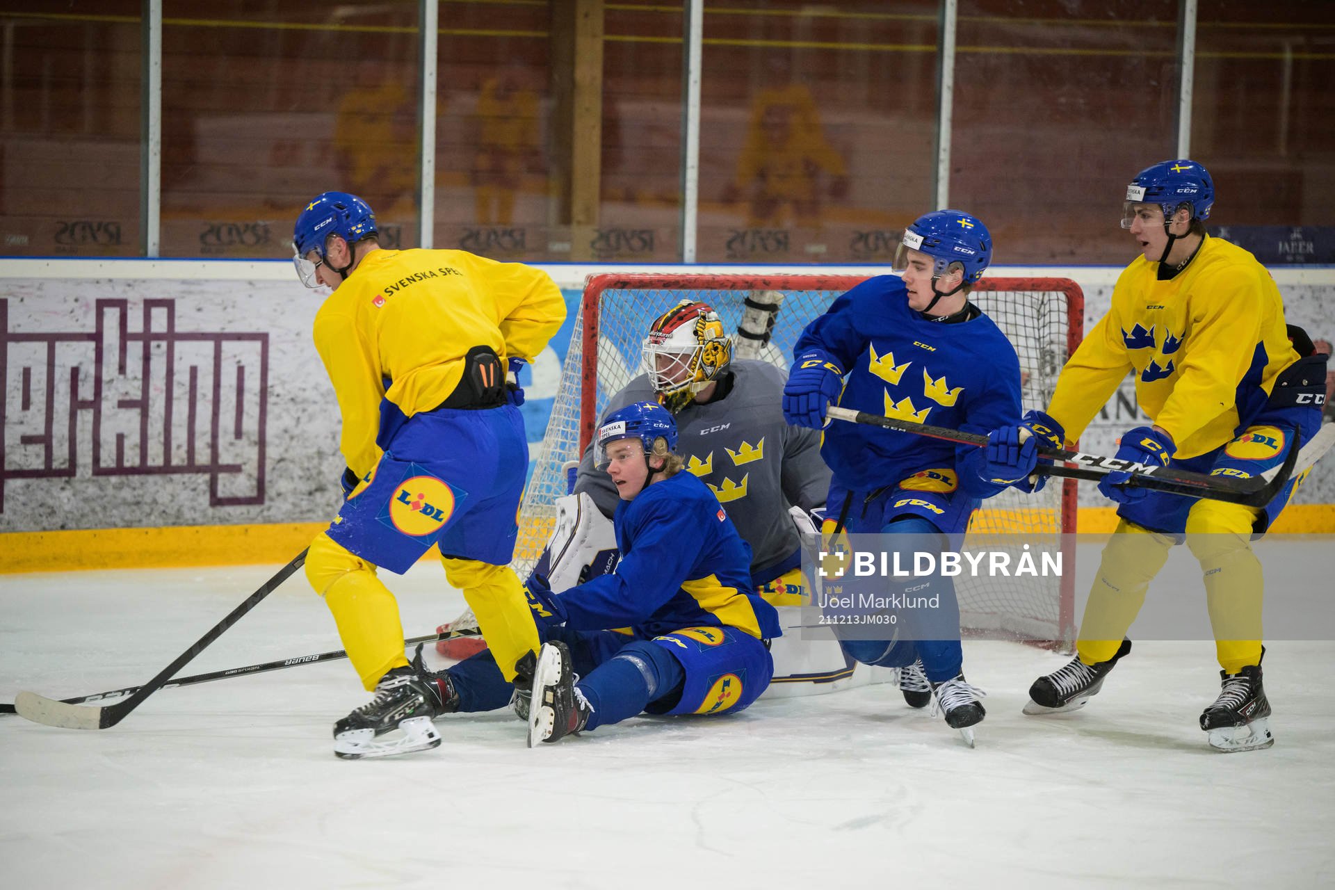 Oskar Magnusson, Theodor Niederbach, goaltender Jesper